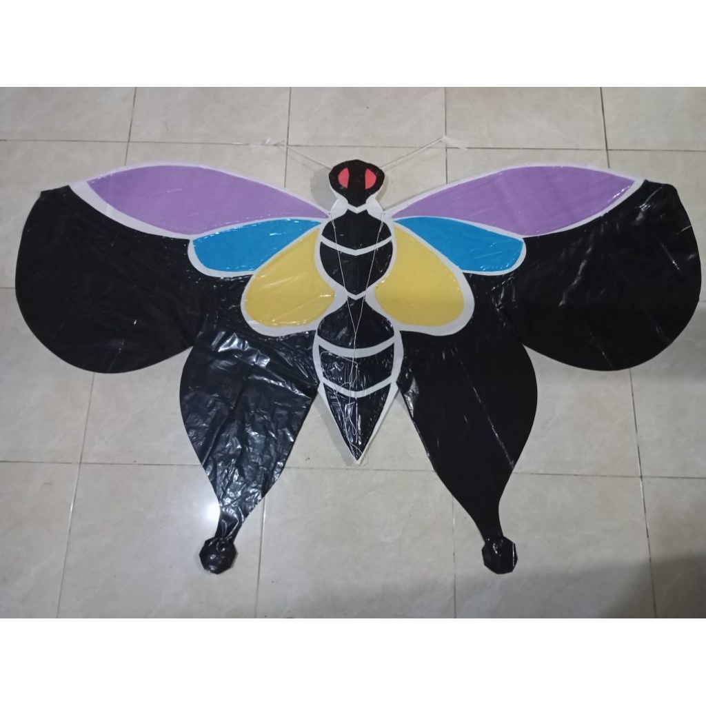 layang layang kupu kupu