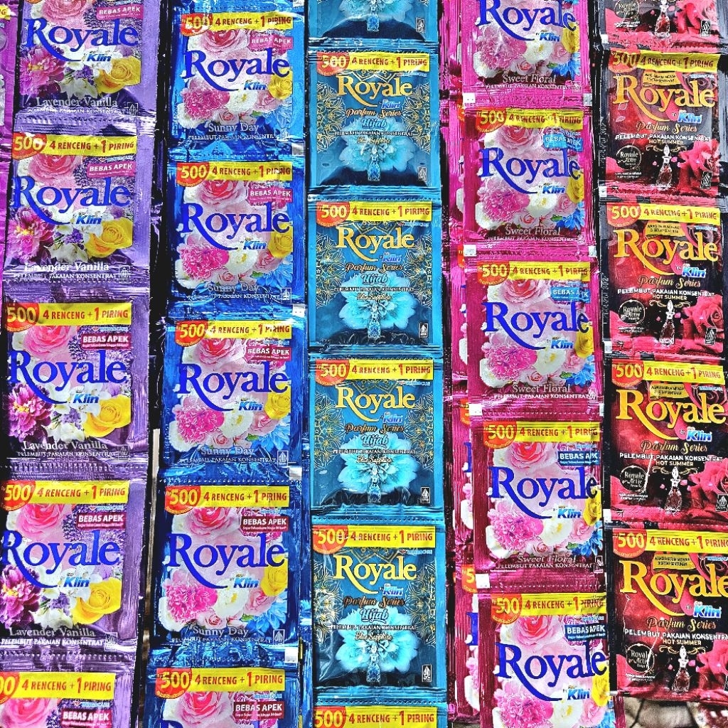 ROYALE Pewangi Pakaian 12 Sachet