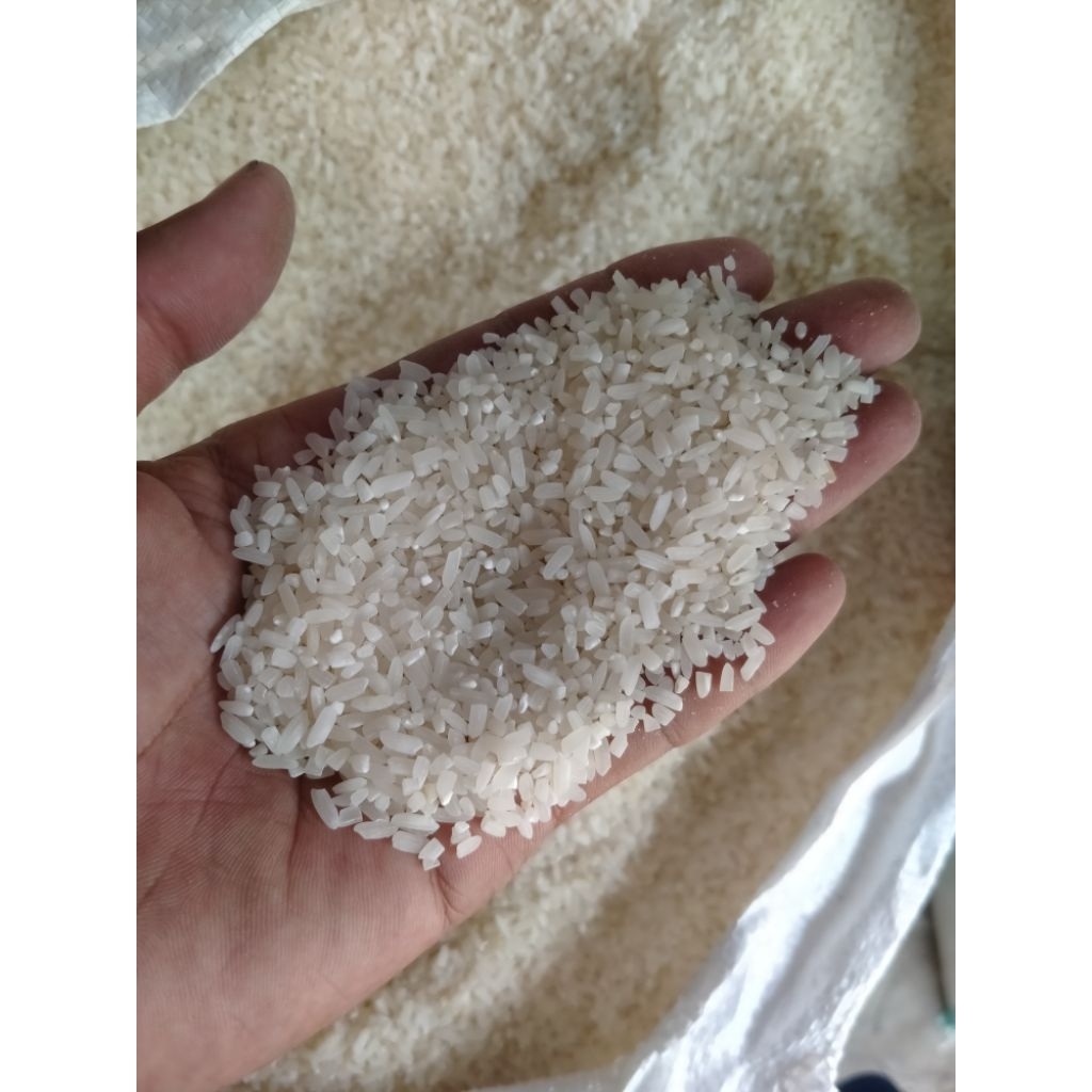 

Beras 1 kg