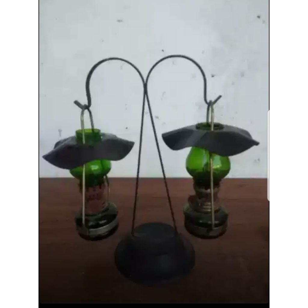 lampu minyak antik