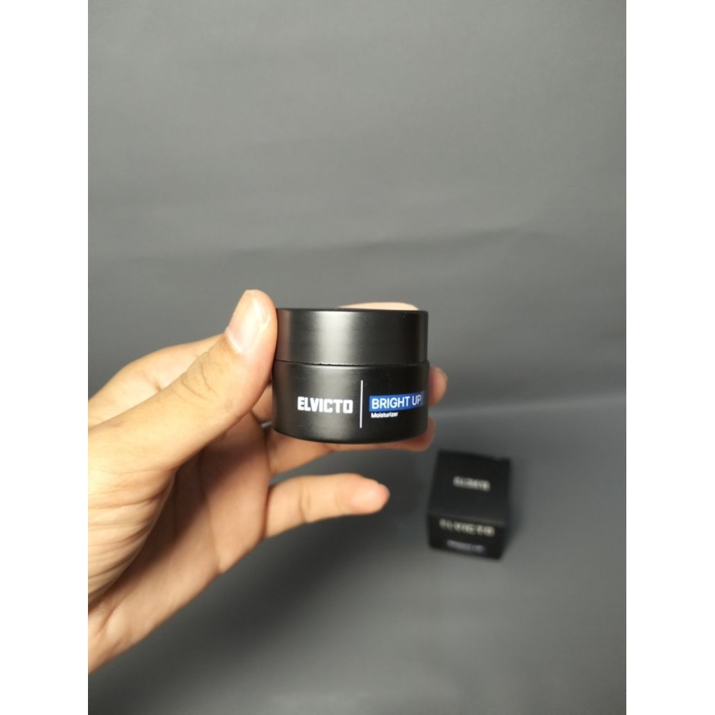 ELVICTO Bright Up Moisturizer - 98% Kondisi (Baru 2x Pakai) Pasti Ganteng Bareng Verrel Bramasta