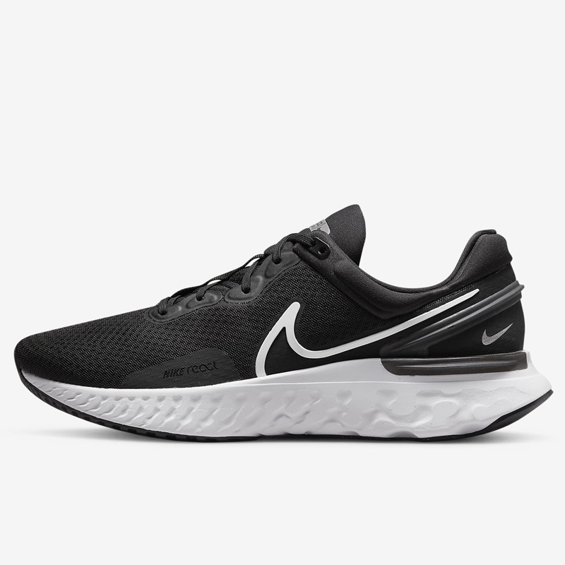 sepatu lari NIKE React Miler 3 DD0490-001