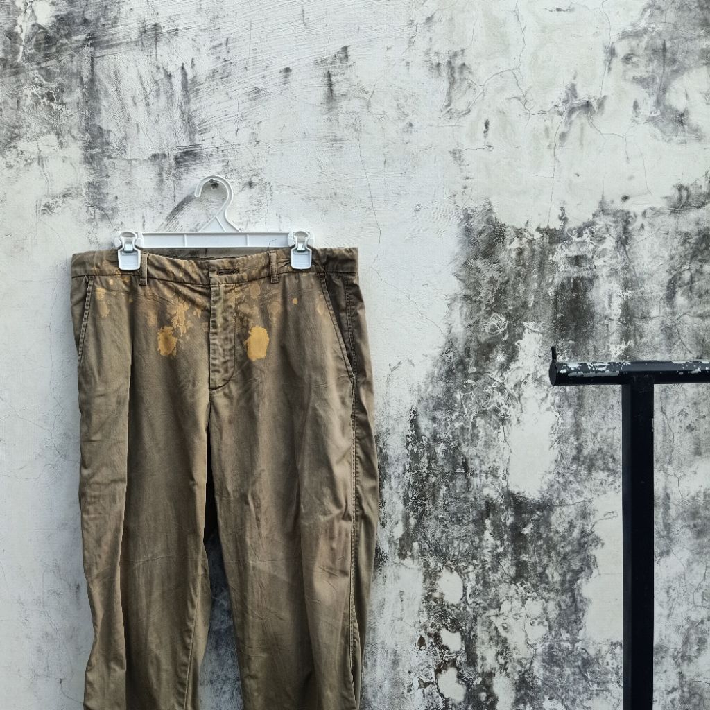 Uniqlo Celana chino olive green