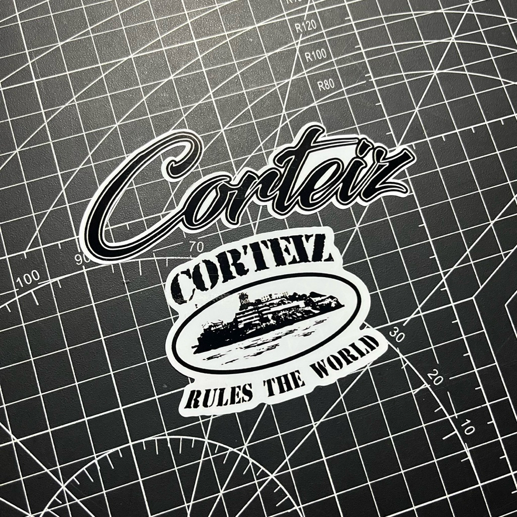 

STICKER BRAND | CORTEIZZ | STIKER HELM HP LAPTOP TUMBLER