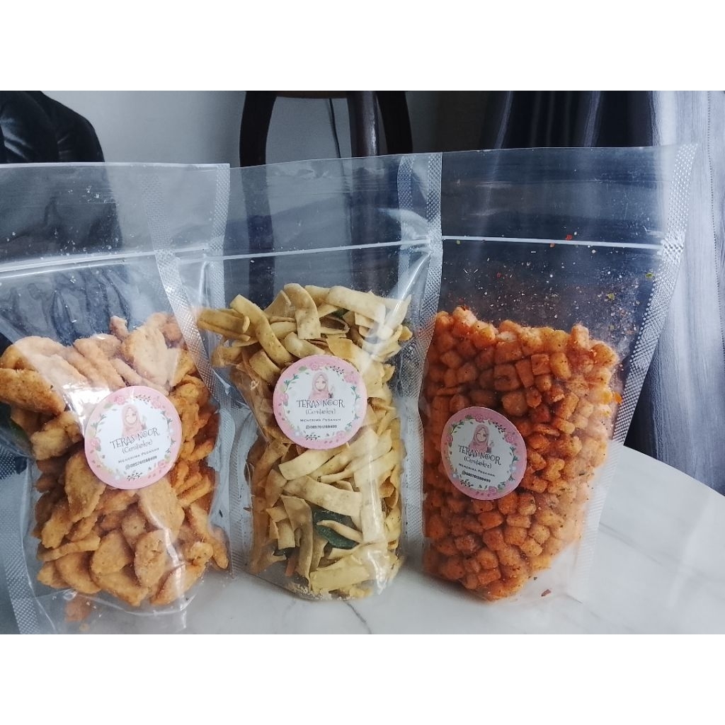 

Paketan || Ketapang || Pangsit Goreng || Moring Pedas