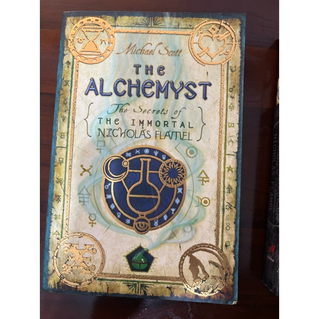 

JUAL BUKU PRELOVED: THE ALCHEMIST