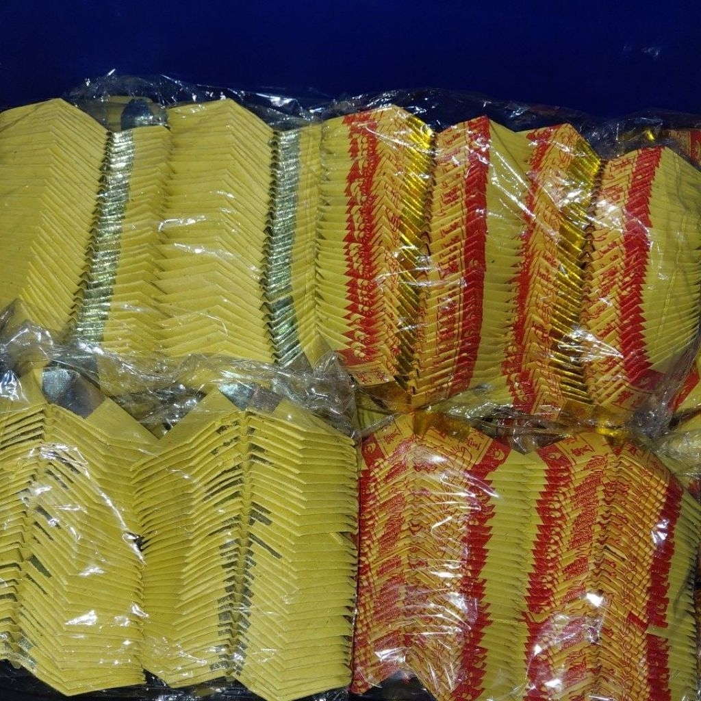 KIM CUA LIPAT/ KIM KHO LIPAT/ KERTAS EMAS DAN PERAK ISI 68