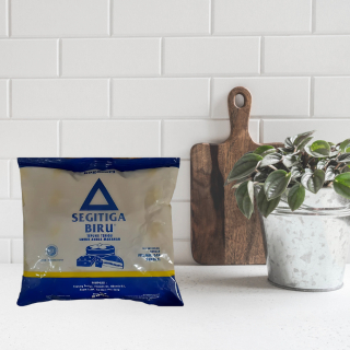 

Tepung Terigu Segitiga Biru Bogasari / Terigu Segitiga Biru 500 gr