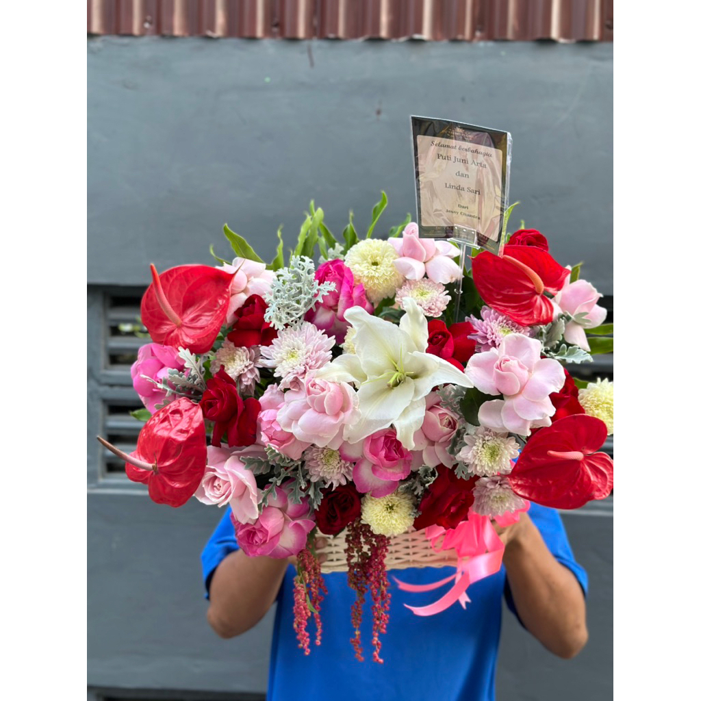 RT0115 Rangkaian Keranjang Bunga asli Thema Merah dan pink REAL PICTURE/Toko bunga denpasar/Flower s