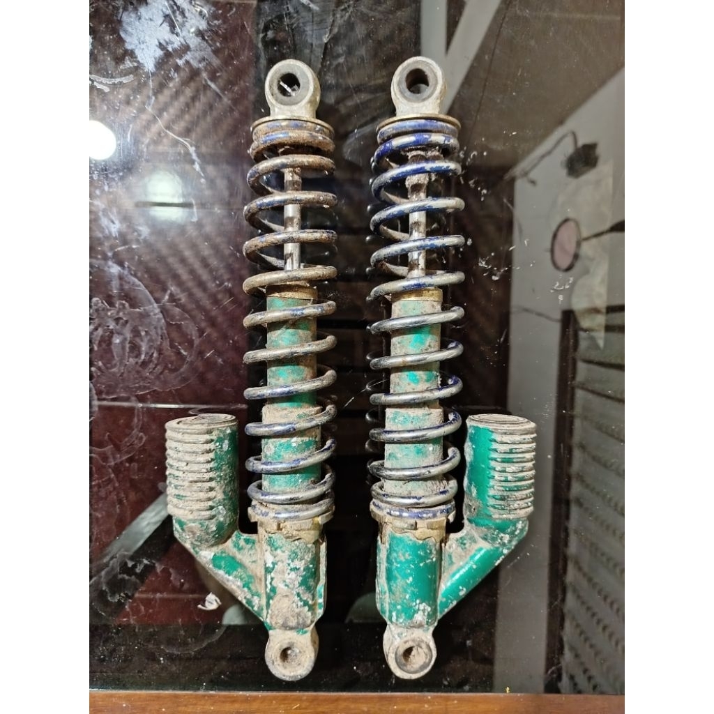 Shock belakang original merk tmt ukuran 34cm