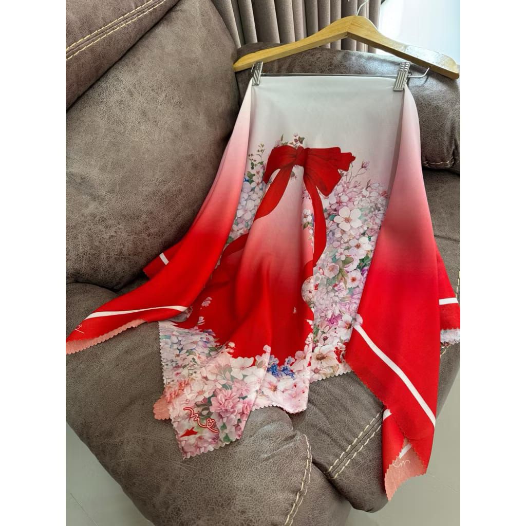 MOTIF PITA PREMIUM HIJAB SEGI EMPAT MERAH PUTIH VOAL SUBLIME ANTI LETOY LASERCUT MEWAH