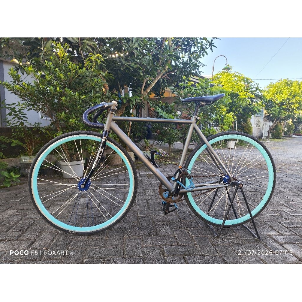 Sepeda Fixie / United Soloist 02