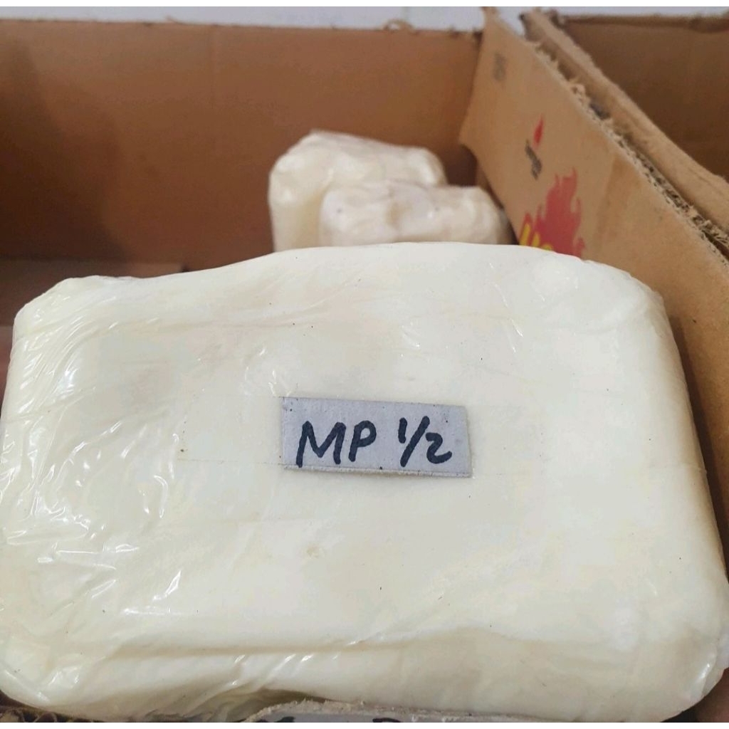 

Mentega Putih Repack 1kg / 500gr / 250gr