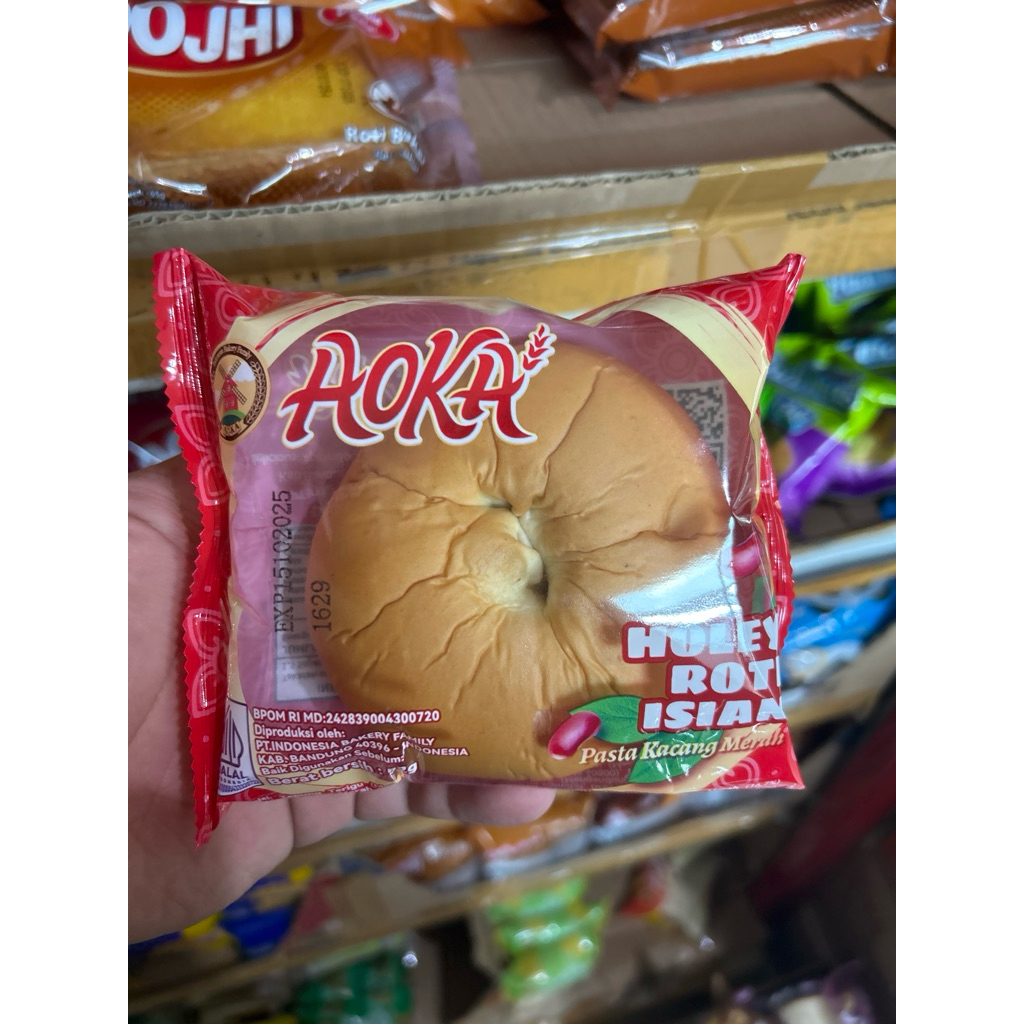 

AOKA roti Holey isian kacang merah 52gr