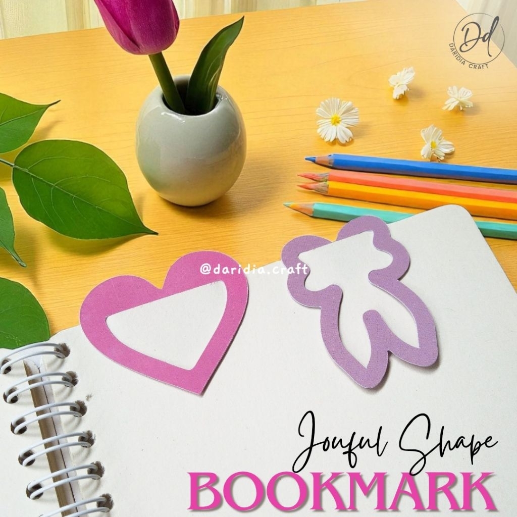 

Bookmark / Pembatas Buku Aesthetic - Joyful Shape