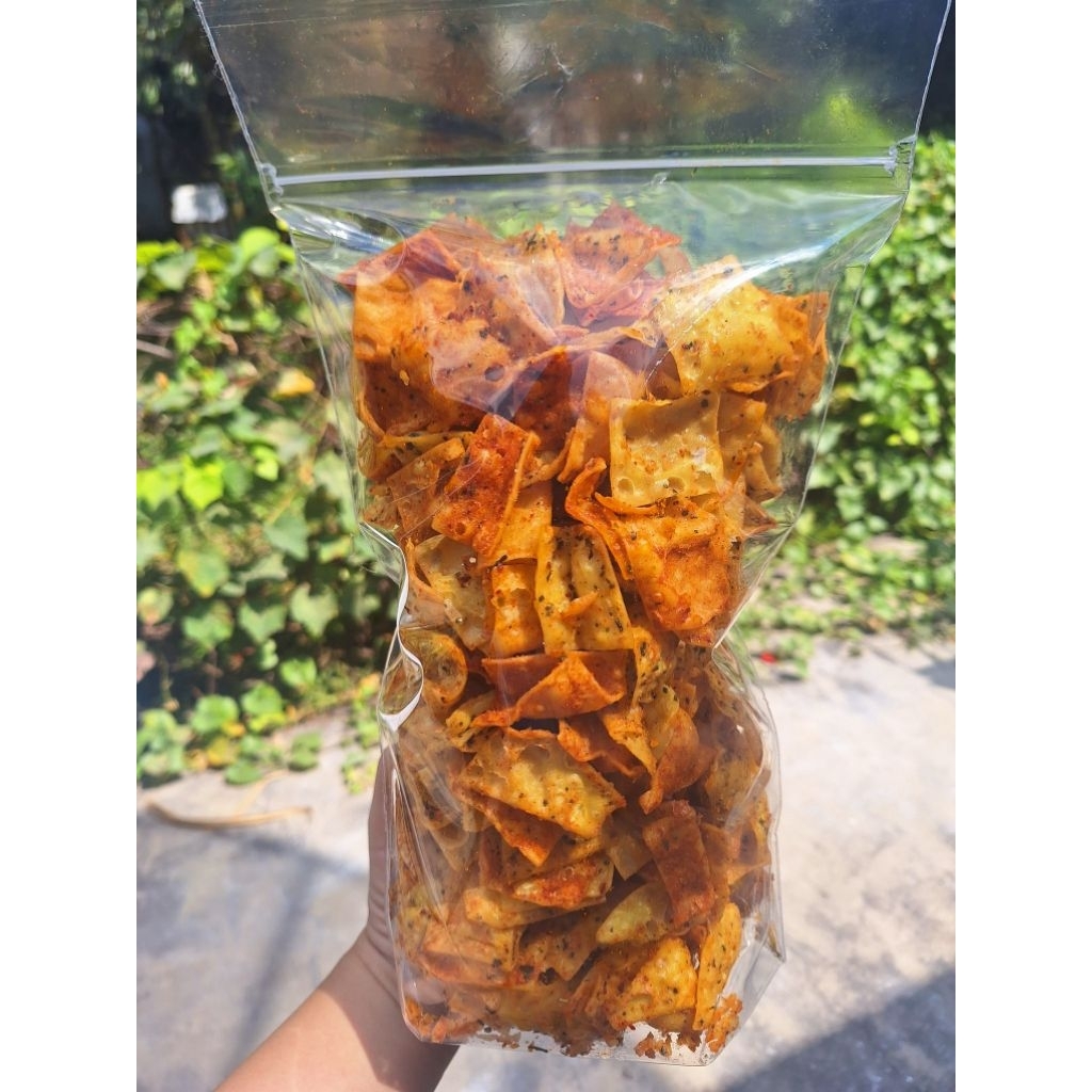

Keripik Pangsit Pedas Nagih – Snack Kriuk Renyah Rasa Cabai Asli | Camilan Pedas Kekinian [ALAM SUBUR]