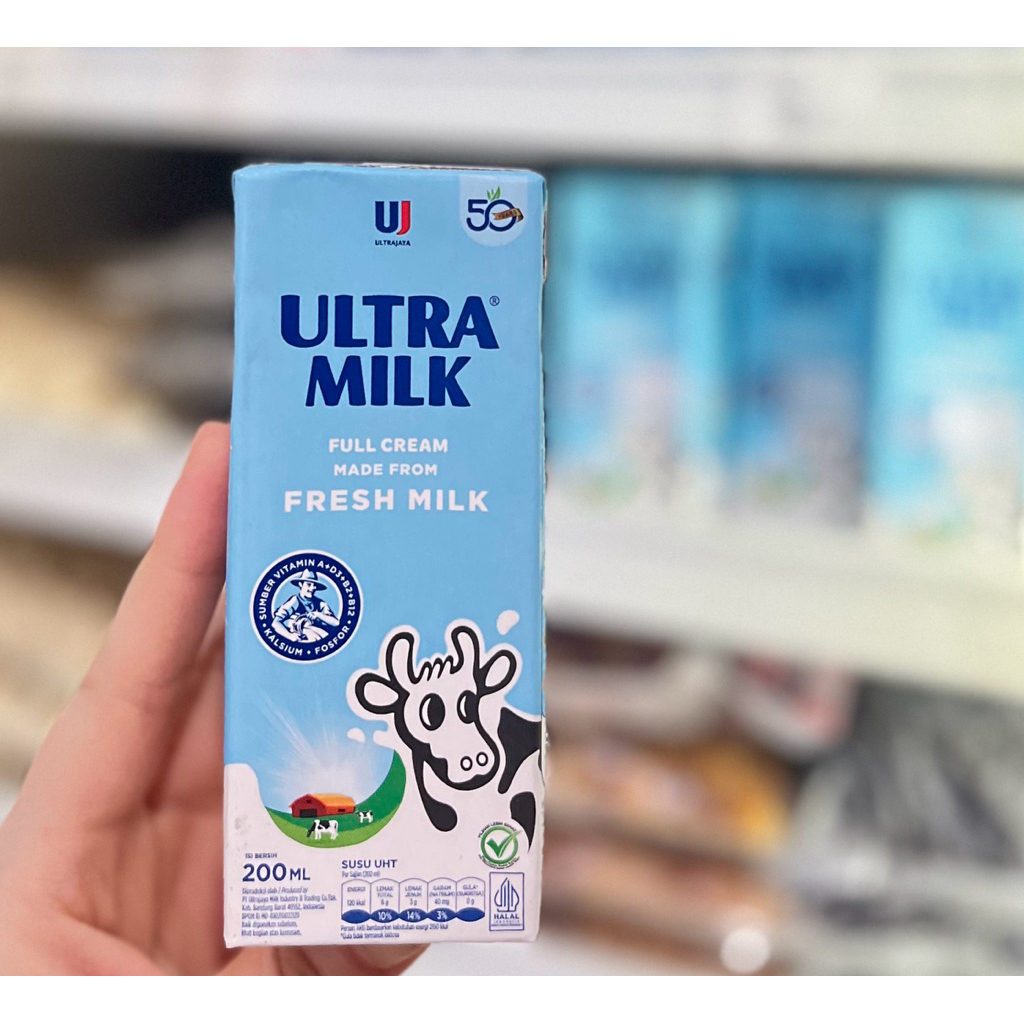 

Susu Ultra Milk 200ML / Susu UHT ( Susu Cair )