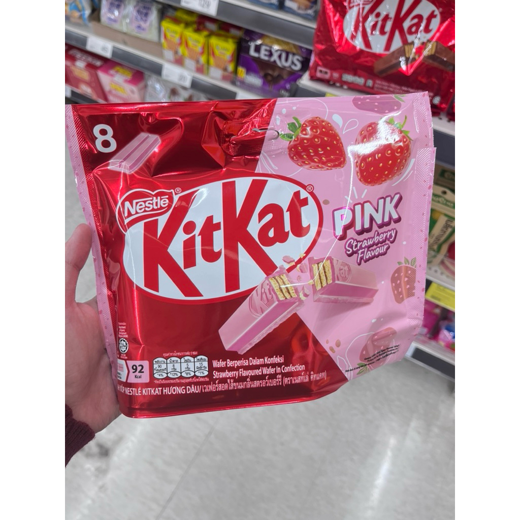 

KITKAT NESTLE COKLAT IMPORT STRAWBERRY GREENTEA KITKAT MILO HAZELNUT COOKIE CRUMBS CLASSIC