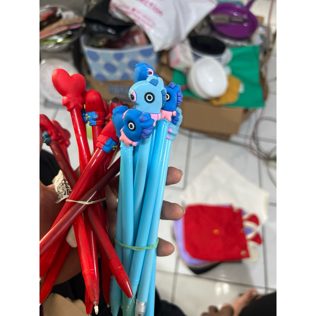

pulpen kepala karakter 10pcs