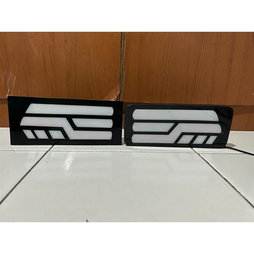 LAMPU MOBIL PICKUP VARIASI MITSUBISHI GRAND MAX MODEL RANNING