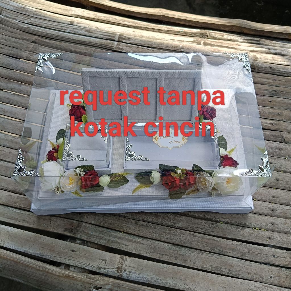 

Box logam mulia, box mahar logam mulia dengan 3 tatakan LM dan uang cover mika