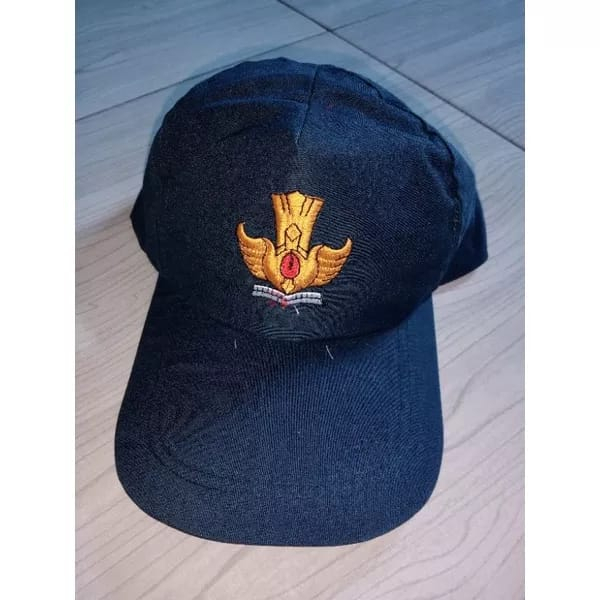 Topi SMP Polos Logo Bordir Tutwuri Handayani Harga Murah Bisa COD Belakang Karet TOPI SMP/SMA BORDIR
