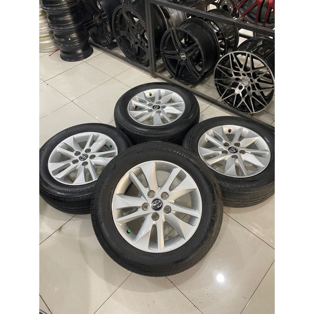 VELG MOBIL BEKAS OEM INOVA REBORN R16 PLUS BAN 205 65 R16