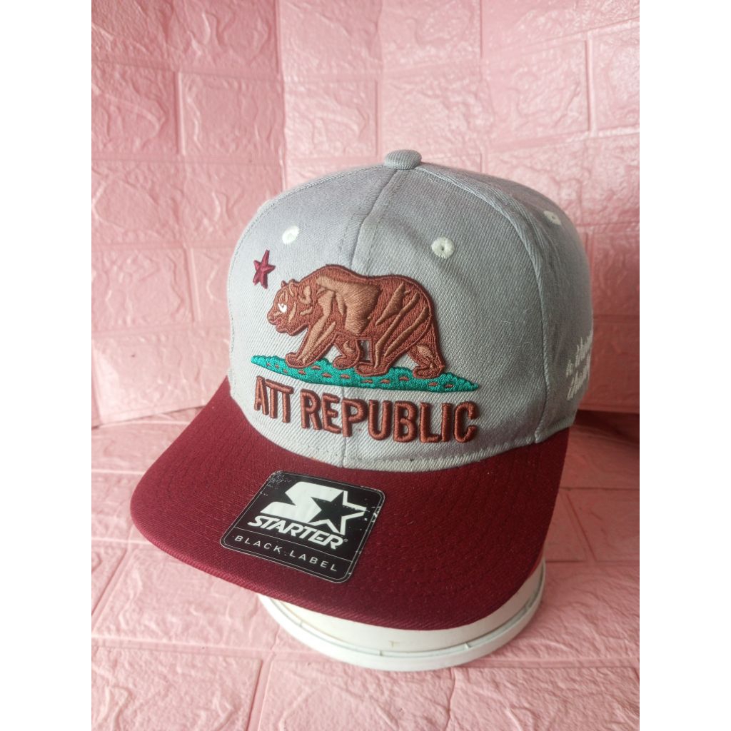 Topi Starter Label Hitam California Bear Republic Embroidered Logo Red/Gray Snapbacks.