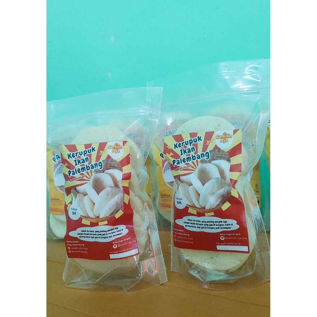 

Kerupuk kemplang khas palembang / kerupuk ikan /asli ikan tenggiri