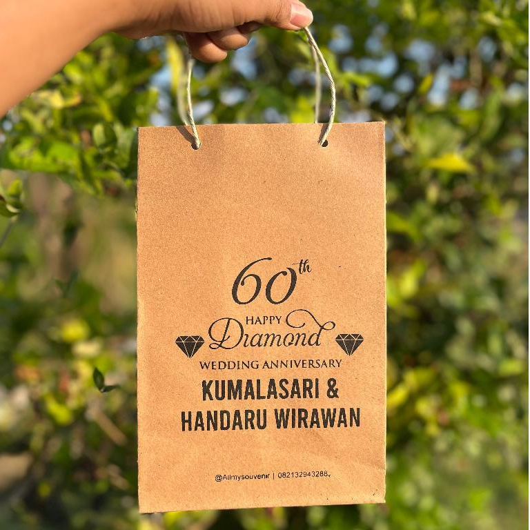 

Paperbag Coklat Pernikahan UKURAN 15X11X24 / Tas Asul" Hajatan isi 50pcs