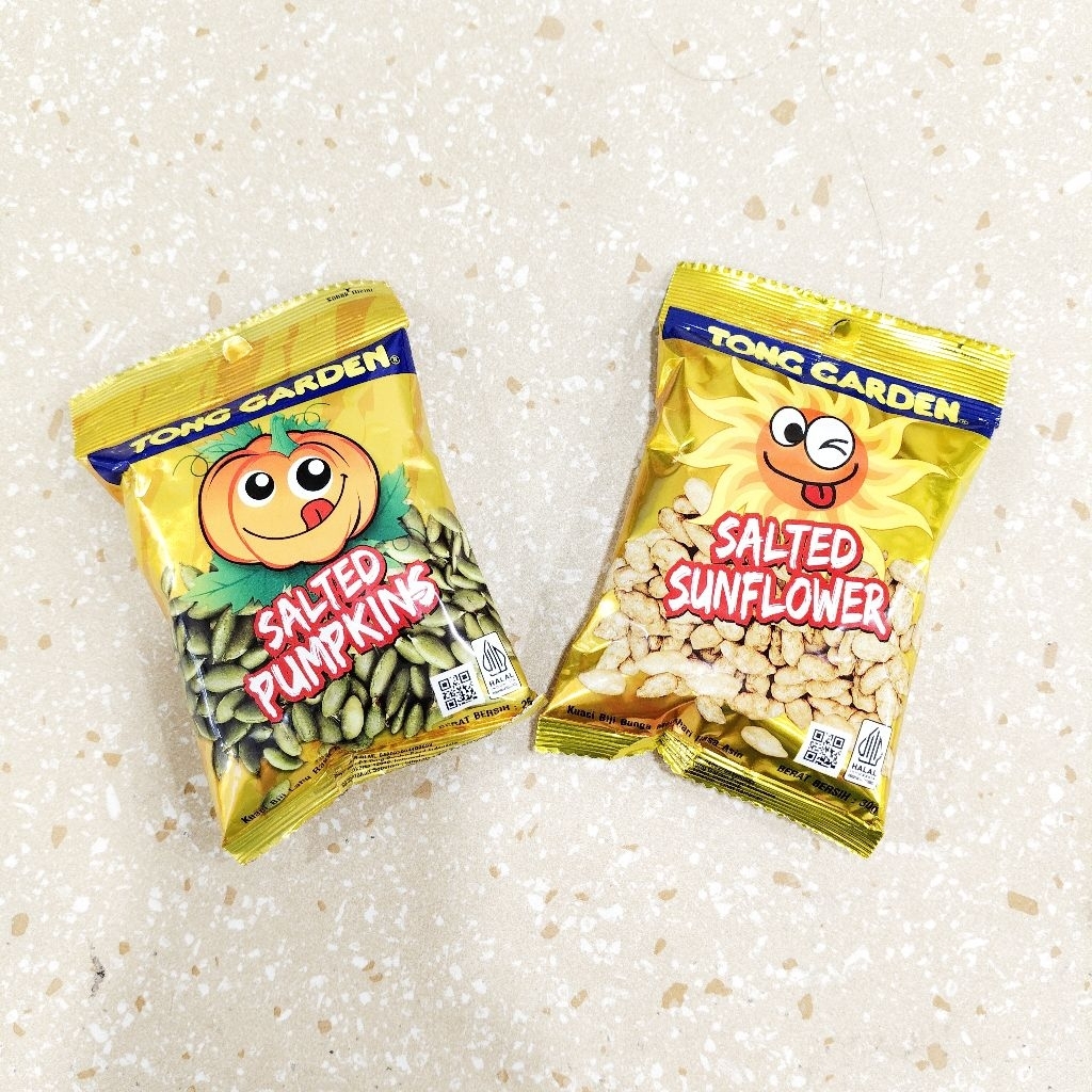 

Tong Garden Salted Pumpkin Sunflower Seeds Biji 25g Vegetarian Vegan