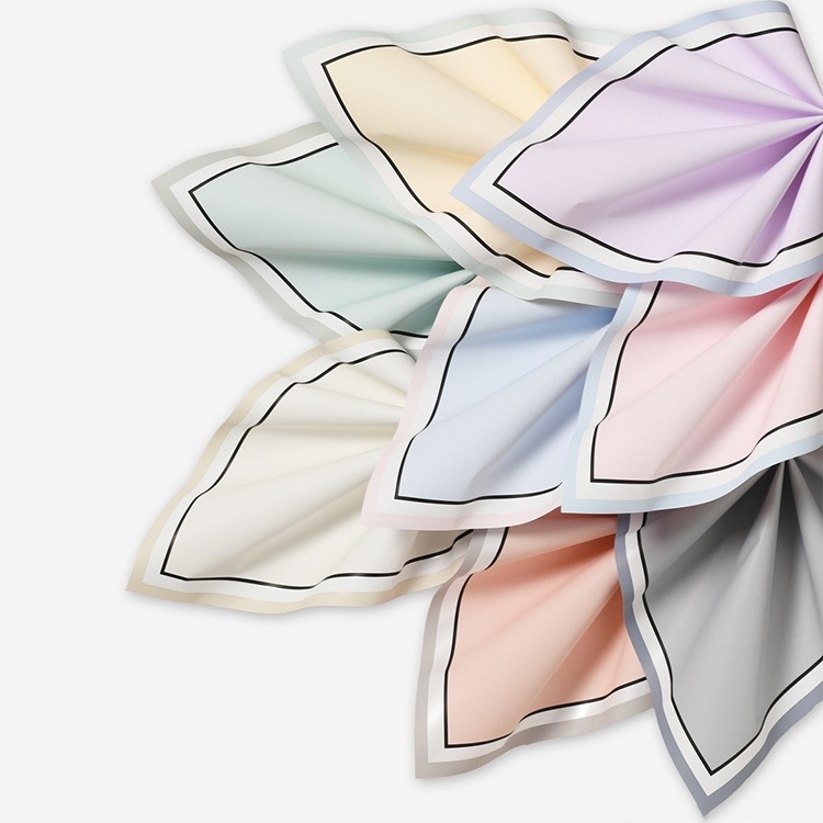 

(20 LEMBAR) Cellophane flower wrapping flower triple list