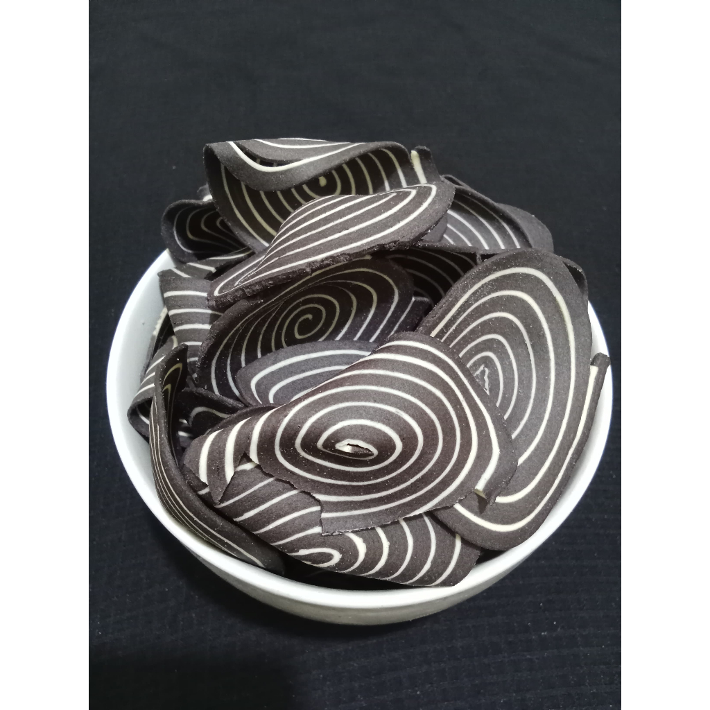 

(Snack Rina) Kuping Gajah Camilan Makanan Ringan 95 Gram