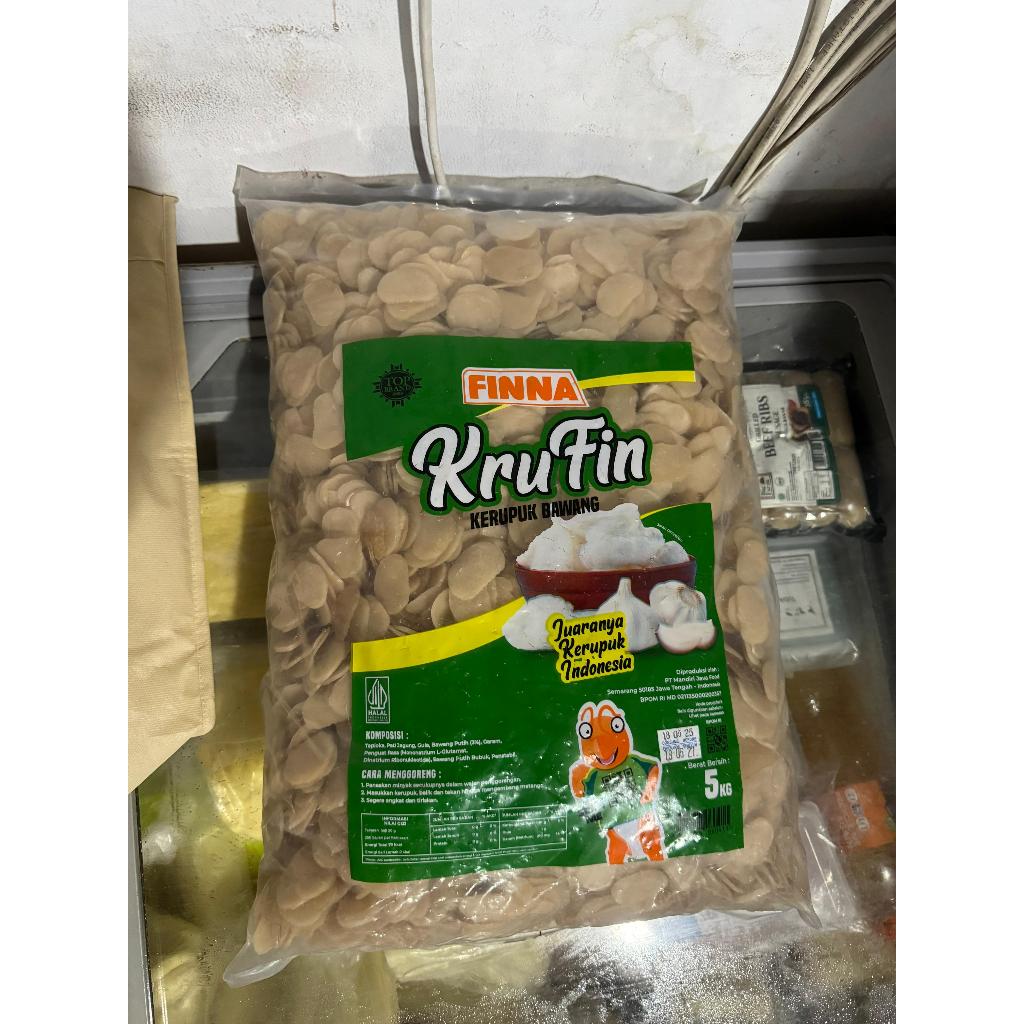 

Kerupuk Bawang Putih Finna Krufin / Garlic Crackers Finna Krufin - 5 Kg