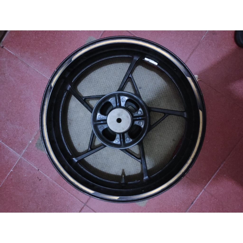 velg belakang ori zx25r