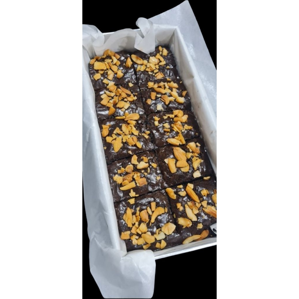 

BROWNIES COKLAT 20X10