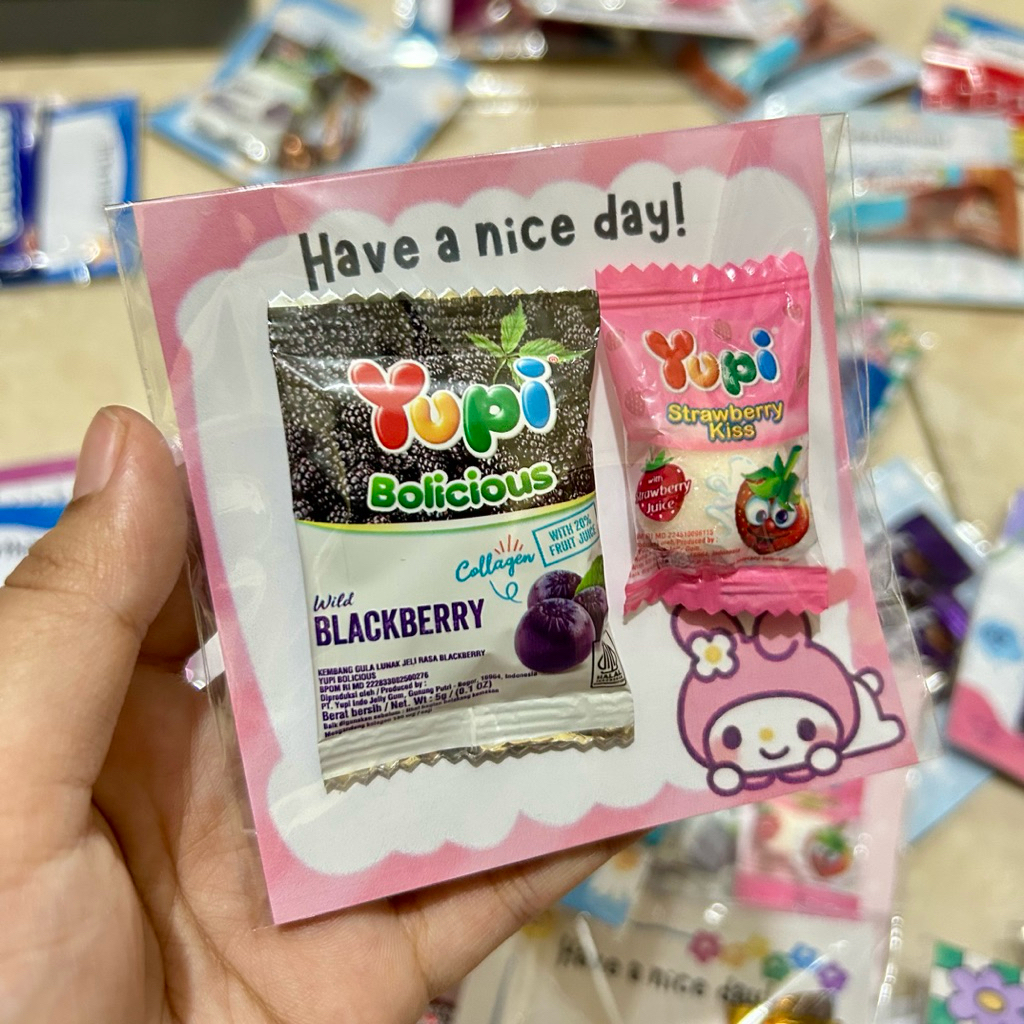 

(DOBLE YUPI) MINI GIFT SNACK / SOUVENIR /FREEBIES / HADIAH MINI / BINGKISAN SNACK / MINIGIFT / HADIAH LOMBA / GRADUATION / SEMPRO