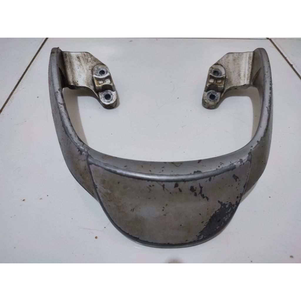 Behel Begel Belakang Yamaha Nouvo Lele Original Copotan