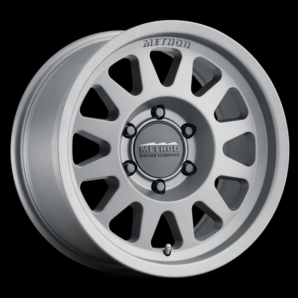 Velg - Method Race Wheels 704 (R17x8.5/6x139.7/0) Titanium MR70478560800