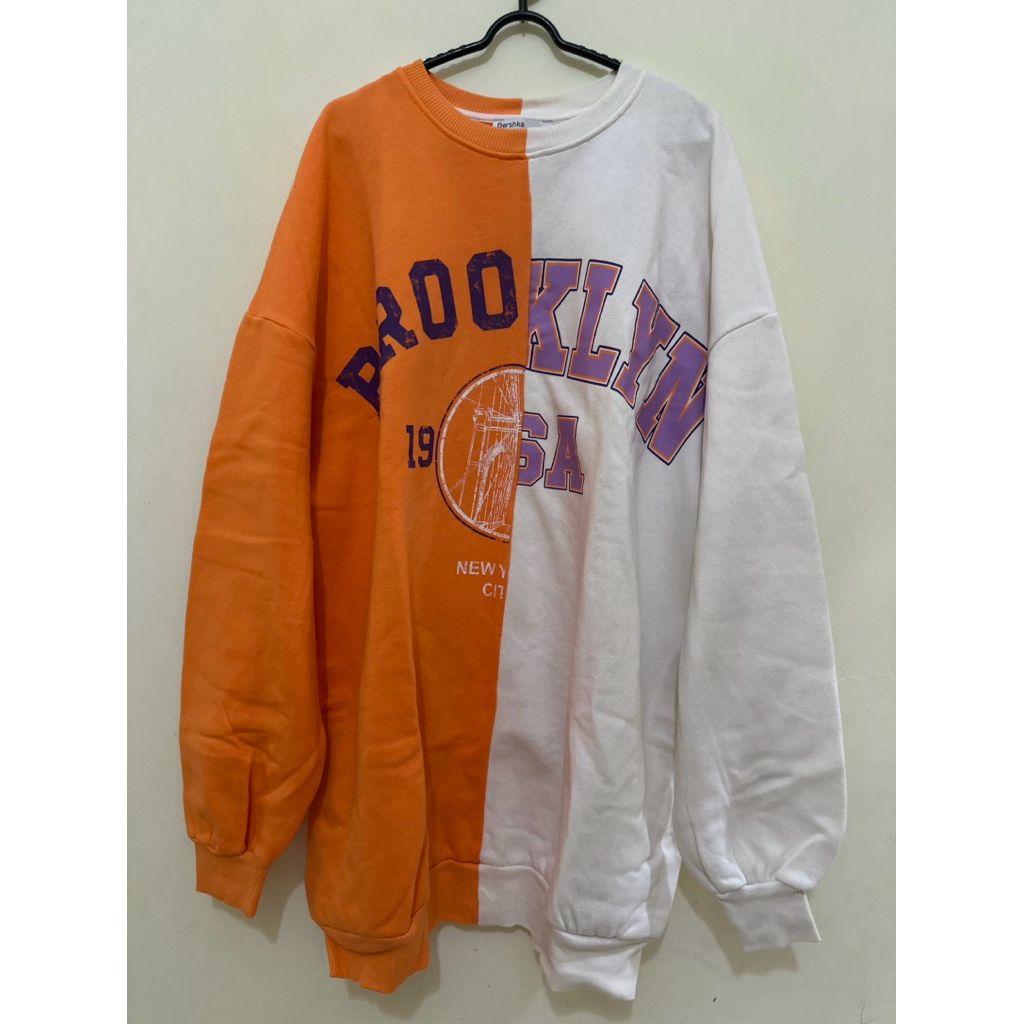 [Preloved] Sweater Bershka Oversize Original