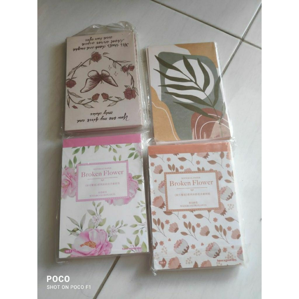 

cuci gudang 200 kembar kertas motif vintage + 45 poster photo card