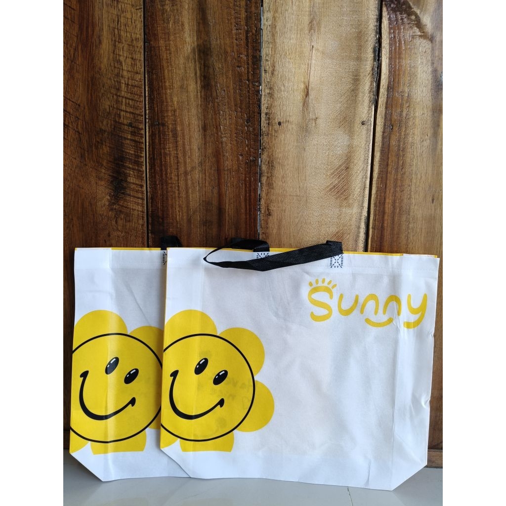 

GOODIE BAG SUNY (BESAR)
