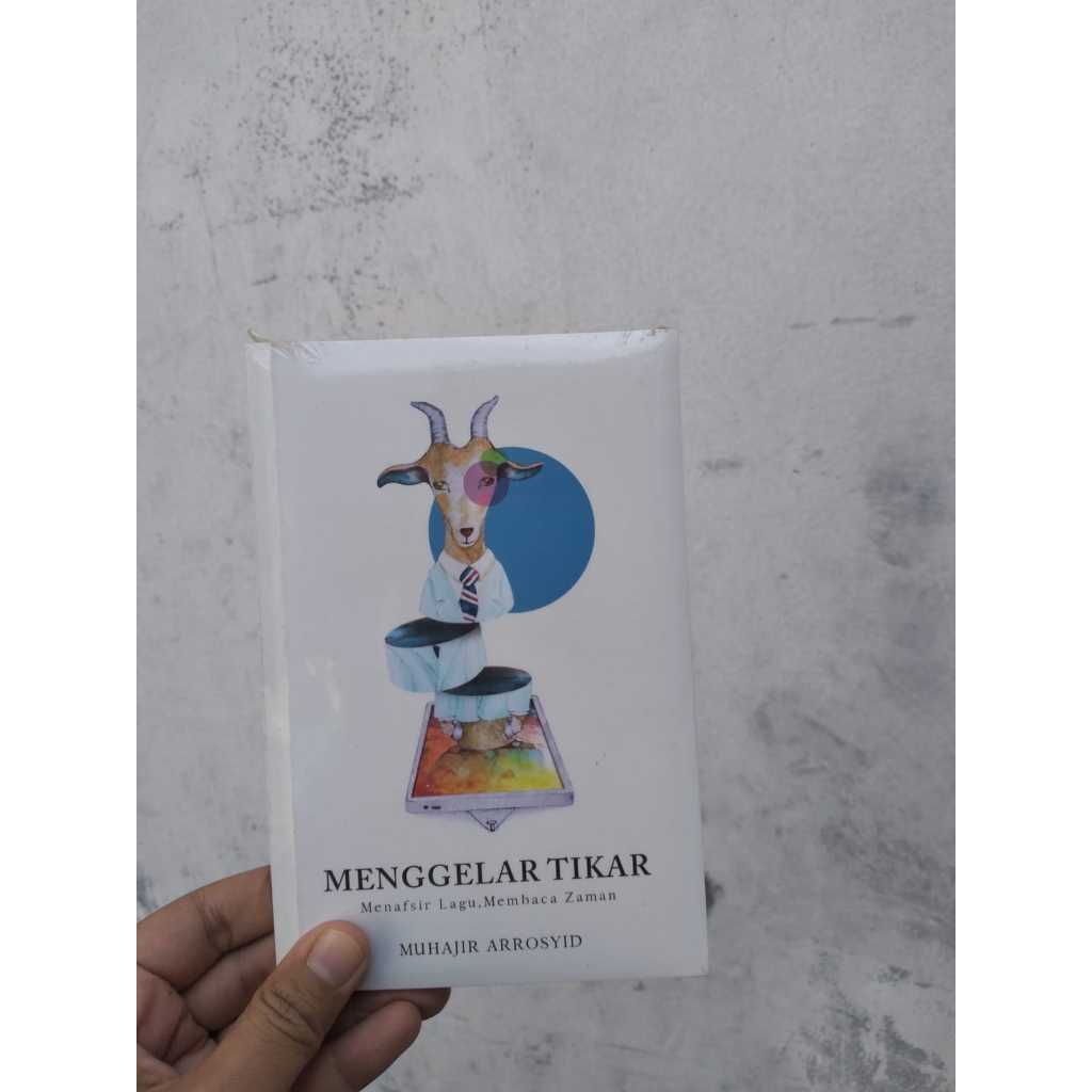 Buku Menggelar Tikar [Esai] Penulis: Muhajir Arrosyid
