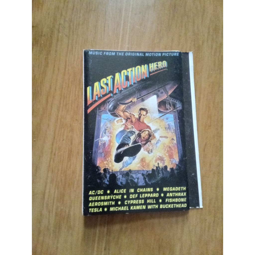 hanya cover kaset soundtrack last action hero | tanpa kaset