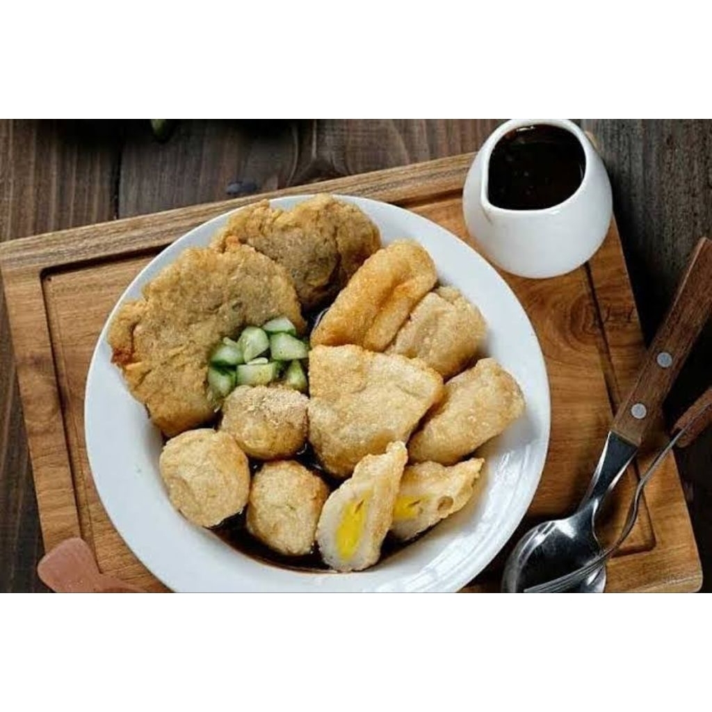 

PEMPEK IKAN ASLI, ISI 10 PCS + CUKO