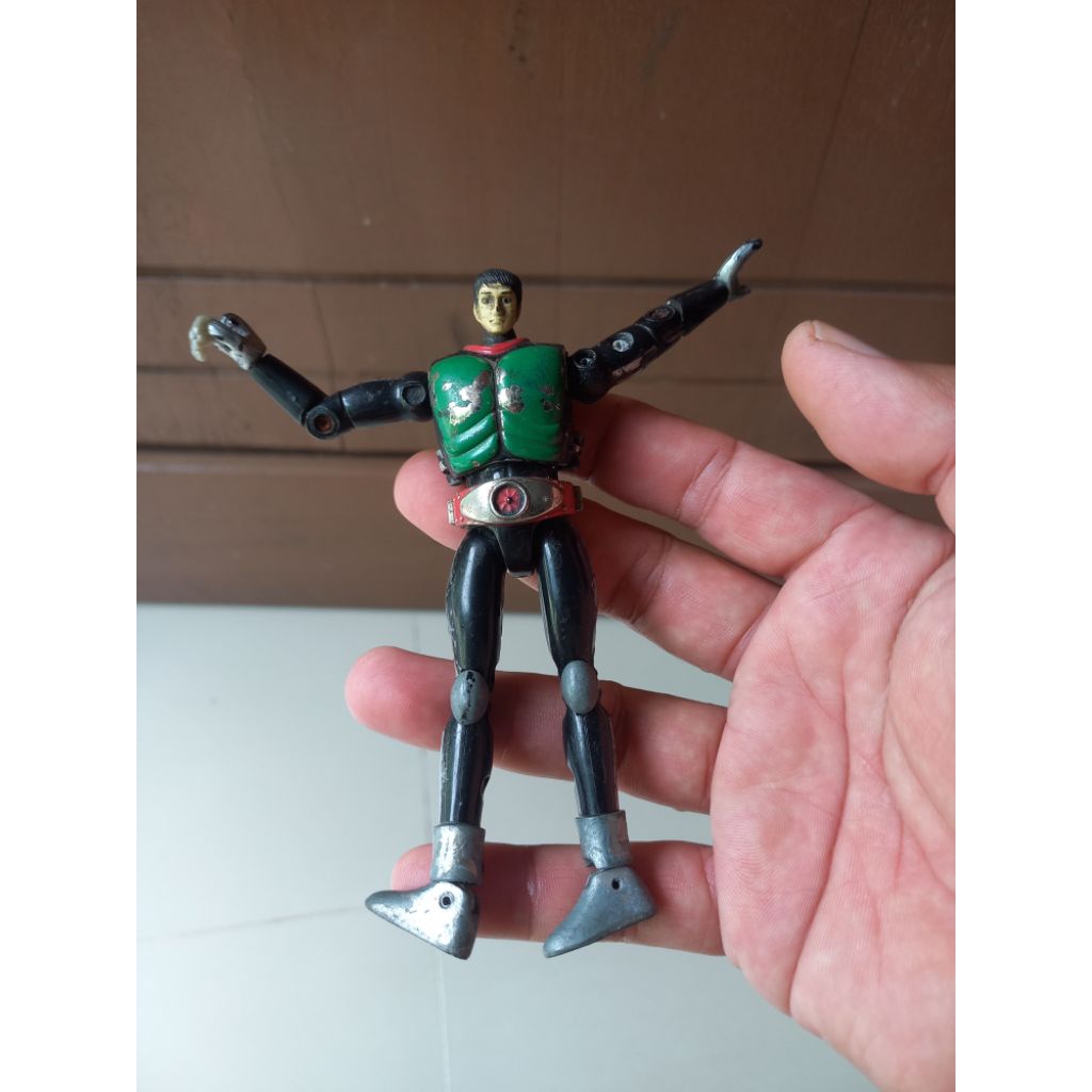 Kamen ori bandai... junk tangan