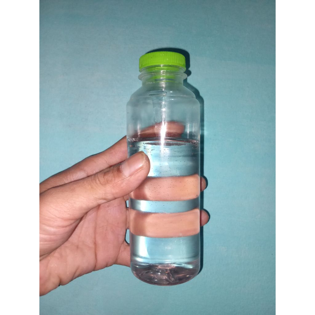 

resin bening 200 gram dan 10 gram katalis