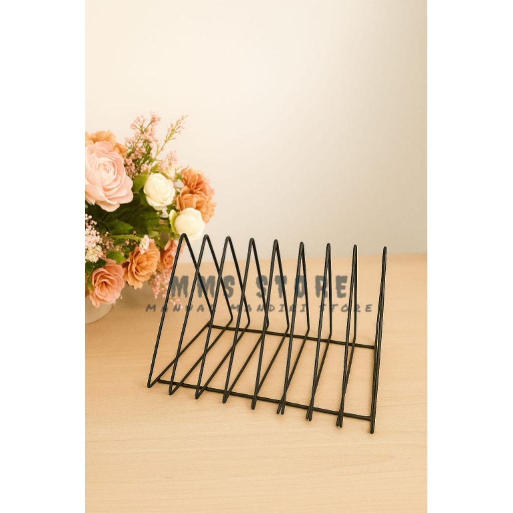 

BOOK HOLDER/VERTUREWIRE SKAT/ PEMBATAS BUKU MINIMALIS/TRIANGLE BOOKSHELF