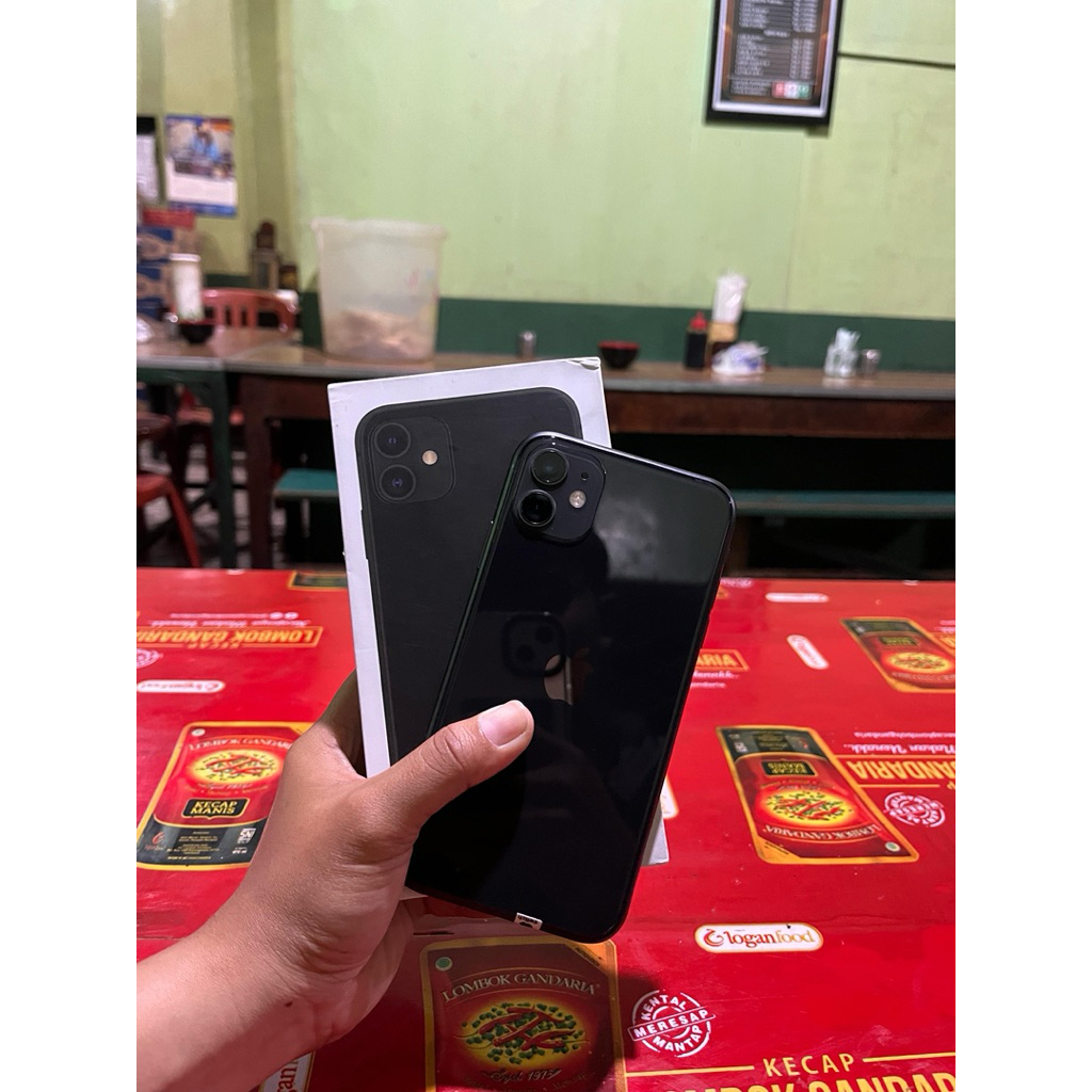 IPHONE 11/128