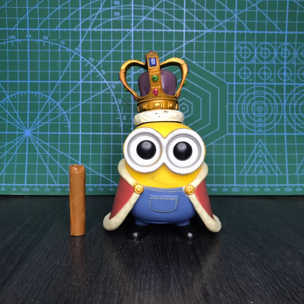 Funko Pop Minions King Bob Vinyl Figure #168 [PRELOVED]